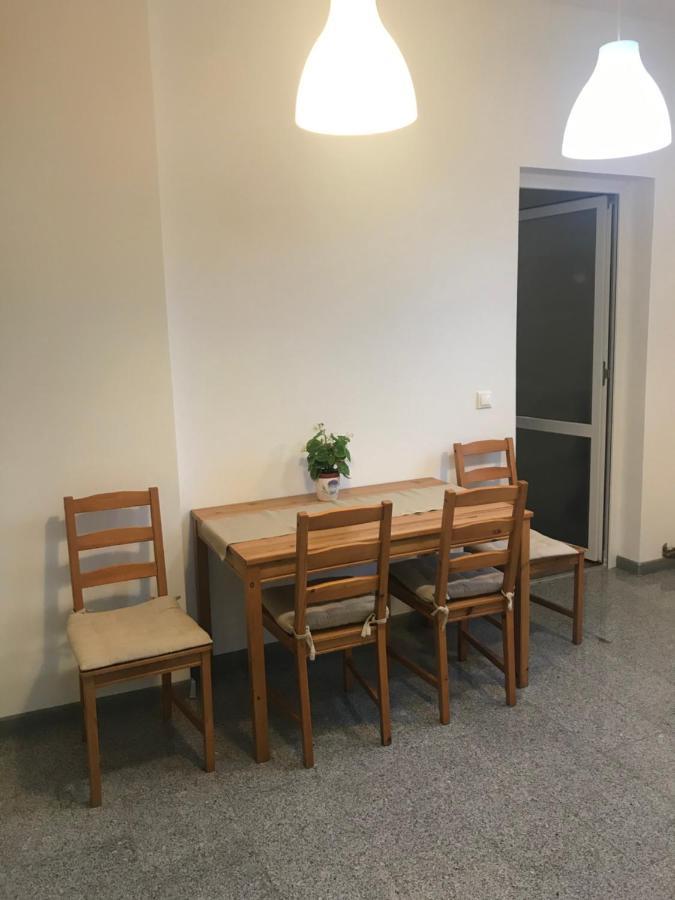 SlănicGarsoniera Mandrilorアパートメント エクステリア 写真